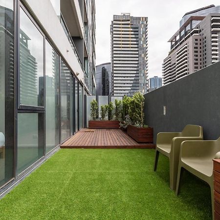 ☆Of Southbank☆Light Filled Apartment☆Huge Private Terrace With City Views☆Parking☆Pool☆Gym☆Wifi เมลเบิร์น ภายนอก รูปภาพ