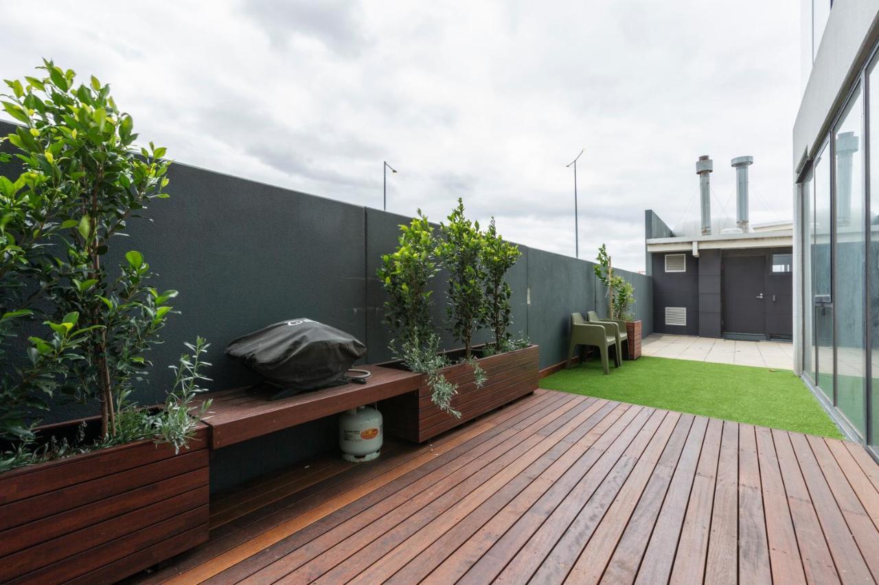 ☆Of Southbank☆Light Filled Apartment☆Huge Private Terrace With City Views☆Parking☆Pool☆Gym☆Wifi เมลเบิร์น ภายนอก รูปภาพ