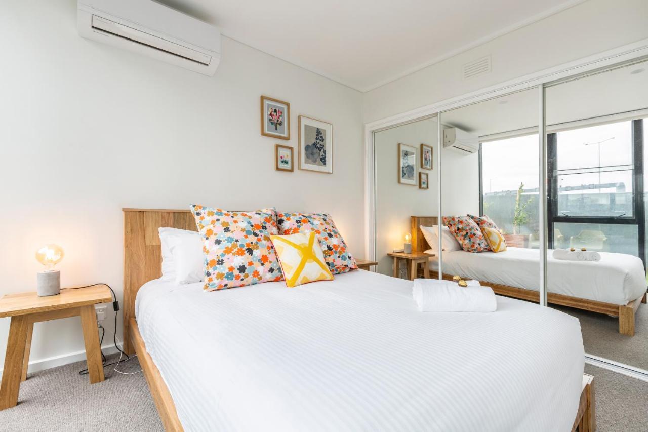 ☆Of Southbank☆Light Filled Apartment☆Huge Private Terrace With City Views☆Parking☆Pool☆Gym☆Wifi เมลเบิร์น ภายนอก รูปภาพ